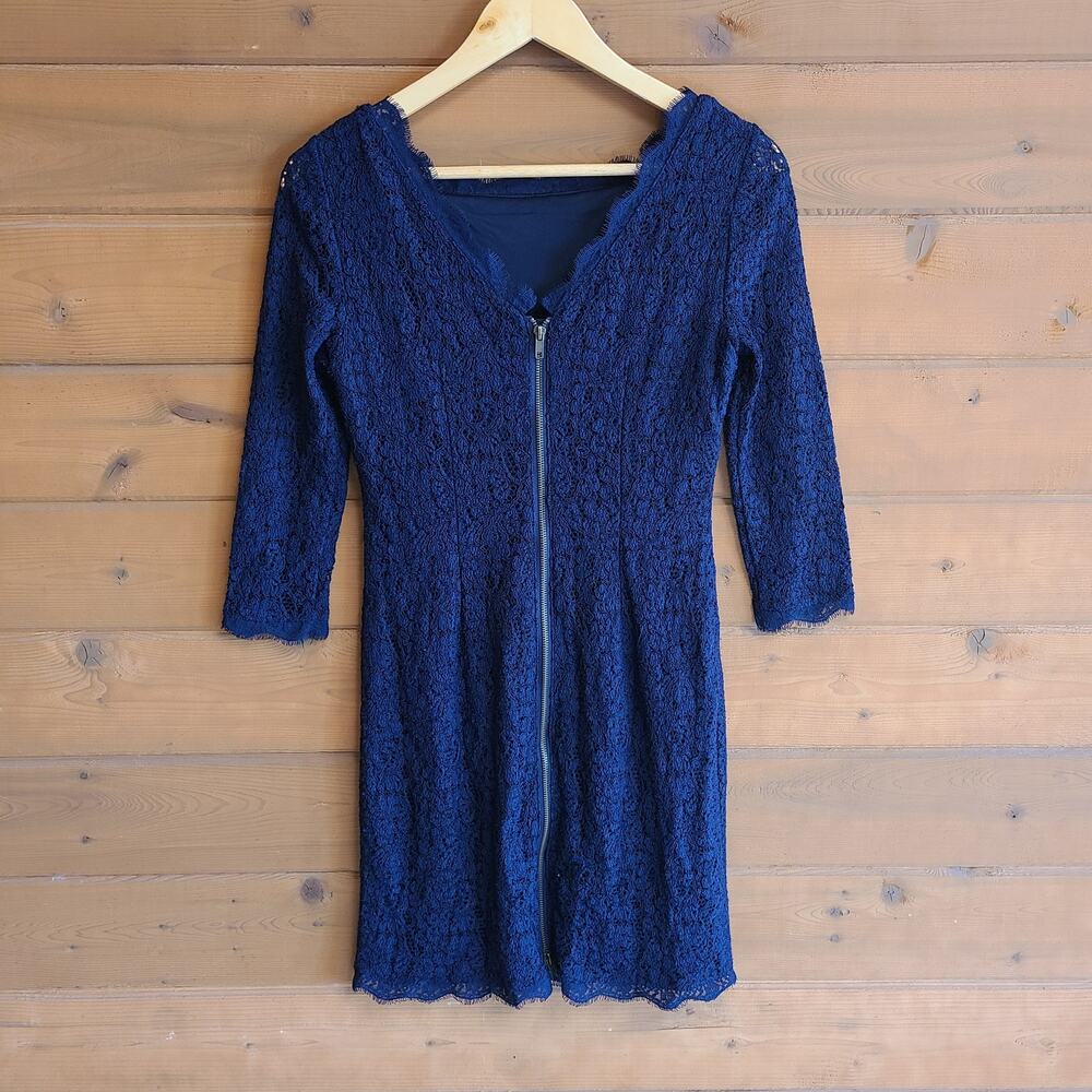 Adrianna Papell Evening Navy Blue Scallop Lace Dress 8P Zip Back Formal Mini - Picture 3 of 5